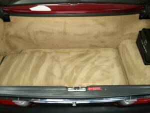 Bild 25/30 von Mercedes-Benz 560 SL (1989)