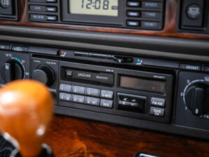 Imagen 28/37 de Jaguar XJS 4.0 (1994)