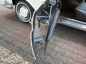 Image 48/50 of Mercedes-Benz 280 SE (1968)