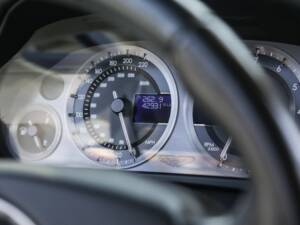 Bild 10/30 von Aston Martin DB 9 Volante (2006)