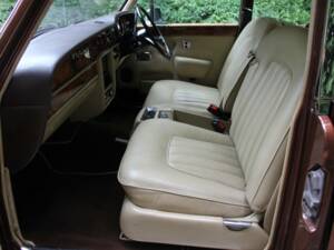 Image 12/20 of Rolls-Royce Silver Shadow II (1980)