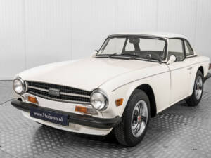 Image 19/50 of Triumph TR 6 (1973)