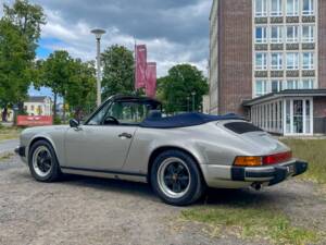 Imagen 4/31 de Porsche 911 Carrera 3.2 (1984)