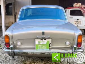 Image 3/10 of Rolls-Royce Silver Shadow I (1969)