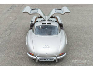 Image 10/45 de Mercedes-Benz 300 SL &quot;Flügeltürer&quot; (1989)