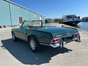 Imagen 2/6 de Mercedes-Benz 250 SL (1968)