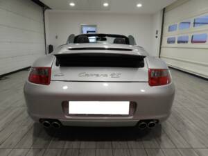 Image 5/6 of Porsche 911 Carrera 4S (2006)