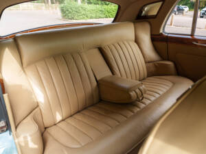 Image 21/34 of Rolls-Royce Silver Cloud III (1965)