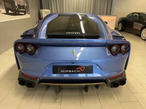 Image 8/20 of Ferrari 812 Superfast (2020)