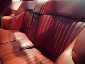 Bild 12/22 von Aston Martin DBS V8 (1971)