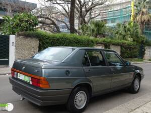 Bild 5/10 von Alfa Romeo 75 1.8 (1988)