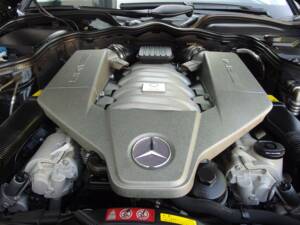Image 72/98 of Mercedes-Benz E 63 AMG T (2008)