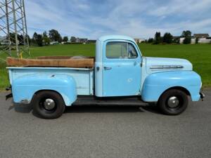 Immagine 5/24 di Ford F-1 &quot;Woody&quot; (1951)