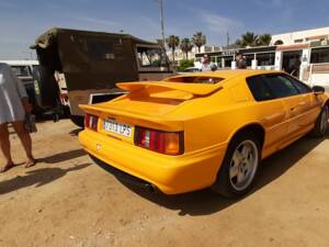 Image 7/33 of Lotus Esprit S4 (1993)