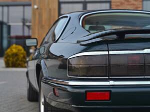 Image 25/55 of Jaguar XJS 6.0 (1994)