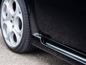 Image 13/36 of Alfa Romeo 147 3.2 GTA (2003)