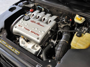 Image 6/29 of Alfa Romeo GTV 2.0 Twin Spark (2001)