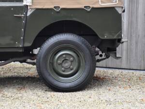 Image 23/39 of Land Rover 80 (1952)
