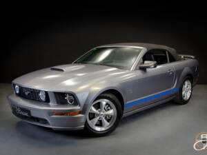 Imagen 25/27 de Ford Mustang GT (2005)