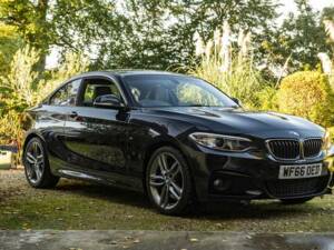 Image 41/50 of BMW 220i (2016)