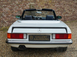 Image 6/50 of Mercedes-Benz 500 SL (1988)