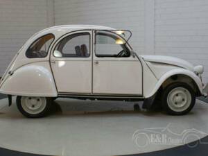 Image 8/19 of Citroën 2 CV 6 (1990)