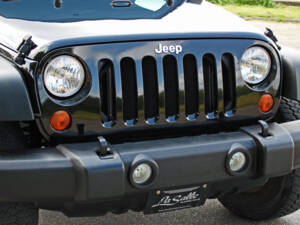 Image 7/26 of Jeep Wrangler 3.8 (2009)