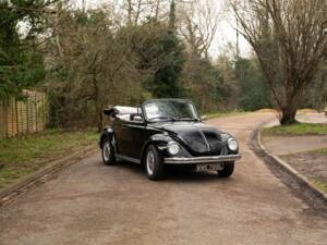 Image 22/50 of Volkswagen Karmann Ghia 1500 (1973)