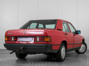 Afbeelding 42/50 van Mercedes-Benz 190 D (1984)