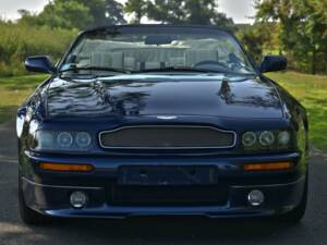 Imagen 10/50 de Aston Martin V8 Volante (1998)