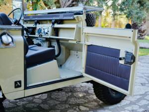 Bild 90/100 von Land Rover 88 (1968)
