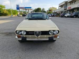 Imagen 4/35 de Alfa Romeo Alfetta GTV 2.0 (1979)