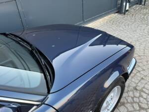 Immagine 81/99 di BMW 735i (1988)