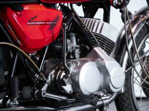 Immagine 37/50 di Kawasaki DUMMY (1970)