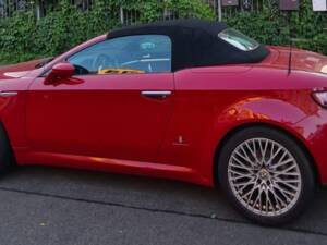 Image 9/29 of Alfa Romeo Spider 2.2 JTS (2008)