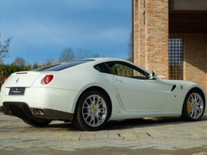 Imagen 2/50 de Ferrari 599 GTB Fiorano (2008)