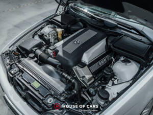Image 12/23 de BMW 540i (1999)