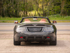 Imagen 9/30 de Aston Martin DBS Volante (2010)