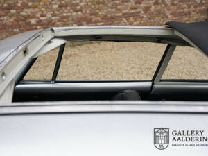 Image 29/50 of Ferrari 250 GT&#x2F;E (1964)