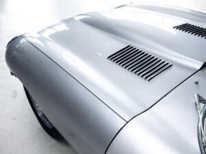 Image 28/42 of Jaguar E-Type 3.8 (1963)