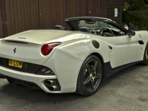 Bild 9/50 von Ferrari California (2010)