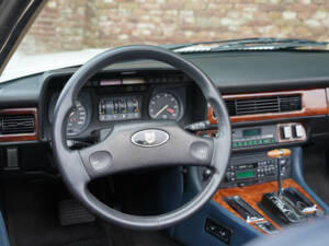 Immagine 11/50 di Jaguar XJS 5.3 V12 (1988)