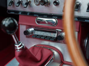 Imagen 17/22 de Jaguar E-Type 3.8 (1964)