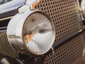 Image 17/50 of Packard Six Model 526 (1928)