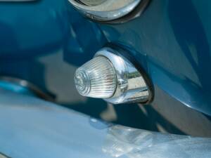 Image 26/50 of Volkswagen Karmann Ghia 1200 (1963)