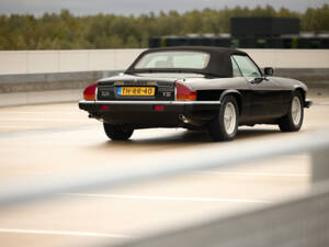 Image 15/37 of Jaguar XJ-S Convertible (1989)