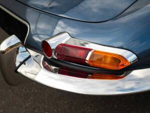 Image 17/55 of Jaguar E-Type 3.8 Flat Floor (1961)