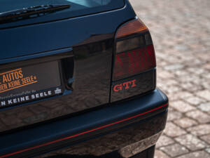 Bild 15/40 von Volkswagen Golf III GTI &quot;20 Jahre&quot; (1996)