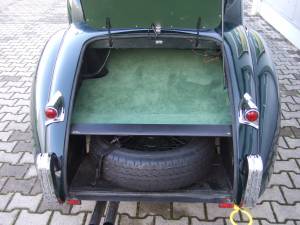 Bild 29/41 von Jaguar XK 120 SE FHC (1954)