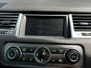 Bild 74/77 von Land Rover Range Rover Sport SDV6 (2013)